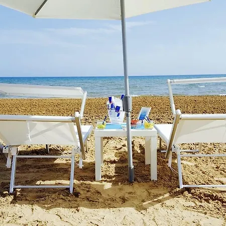 아파트호텔 Caposud And Club 3*